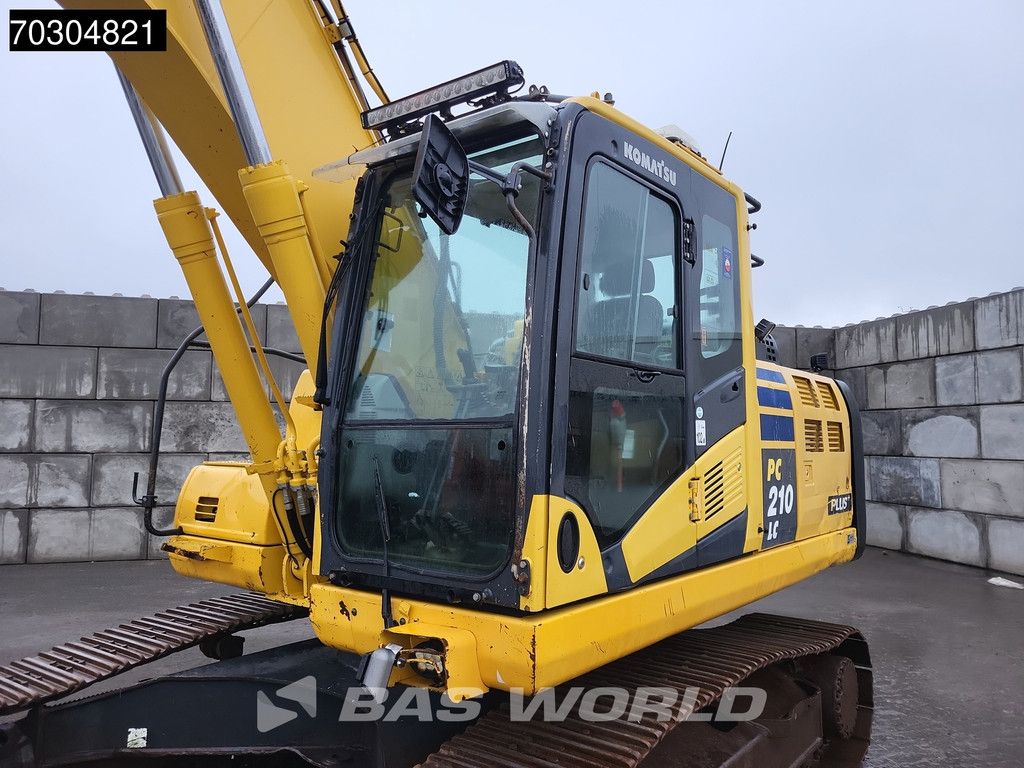Komatsu PC210 LC-10