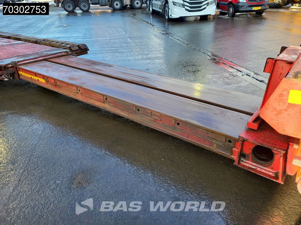 Broshuis 2ABD-38A 3 axles 3x Steering Axle Extendable