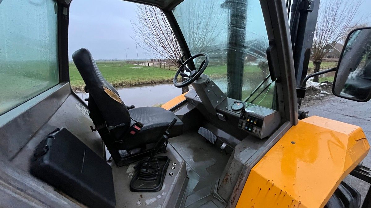 Manitou MC30 Ruwterreinheftruck