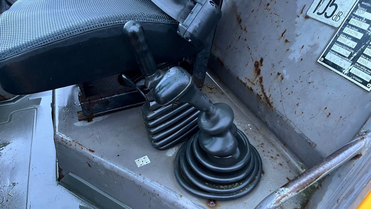 Manitou MC30 Ruwterreinheftruck