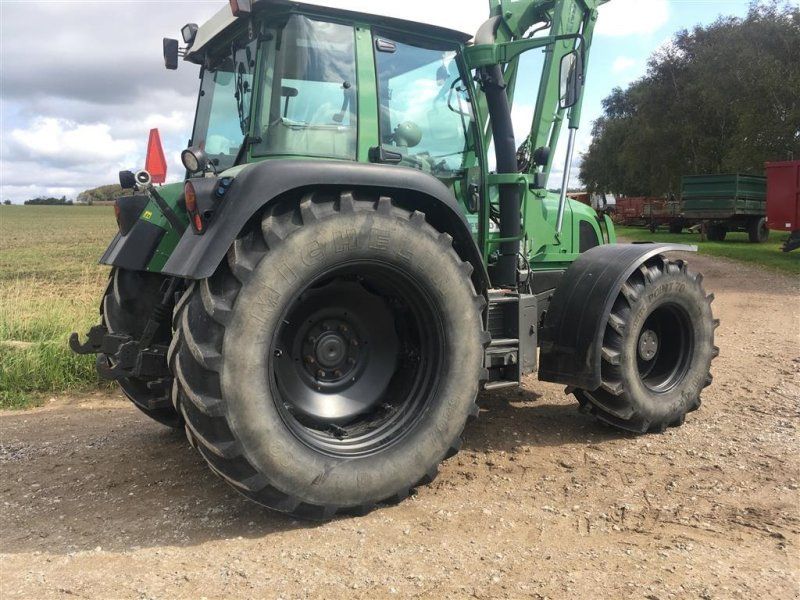Fendt 411 Vario m/Frontlæsser