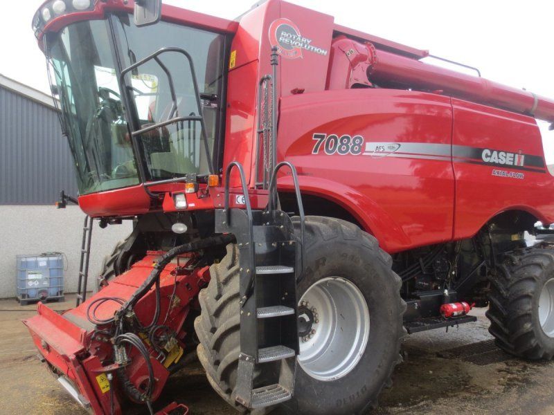 Case IH Axial Flow 7088  30 Fod Honey Bee