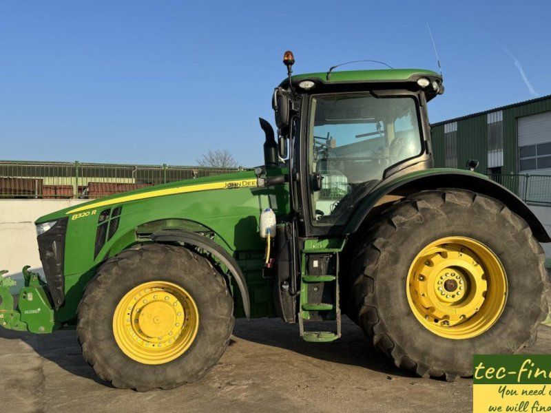 John Deere 8320 R