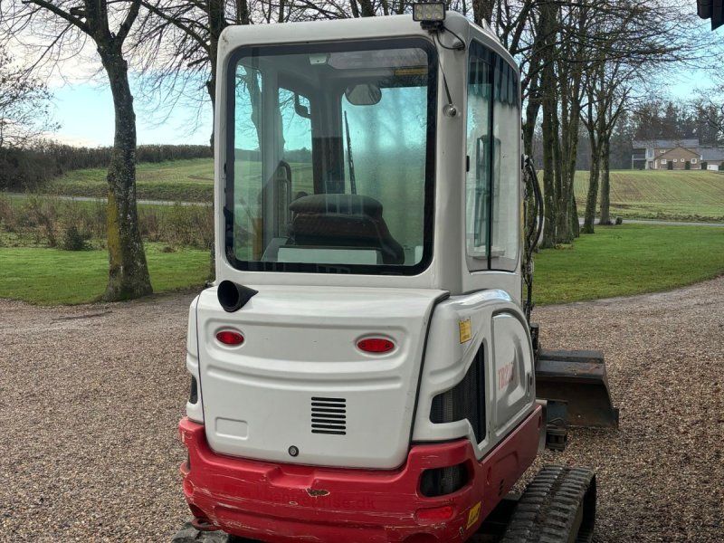 Takeuchi TB225 225