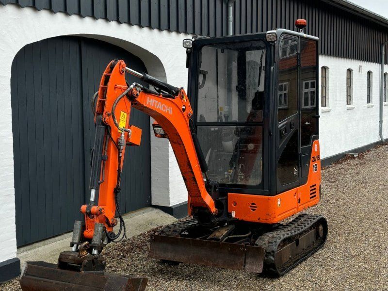 Hitachi ZX19U-5A Zx-19