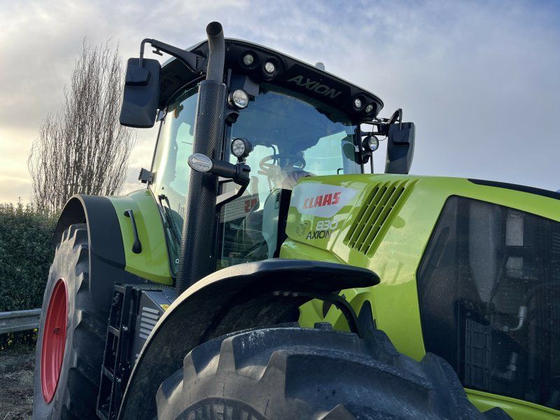 Claas AXION 830 CMATIC STAGE V