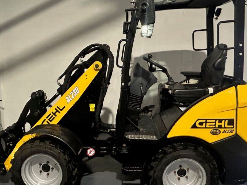 Gehl AL 230