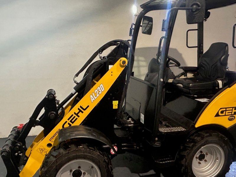 Gehl AL 230
