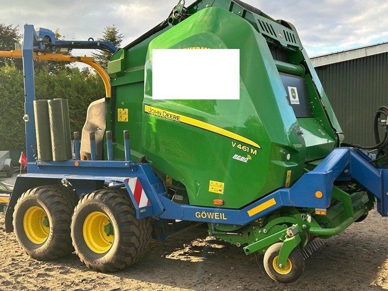John Deere V461M mit Göweil G5040