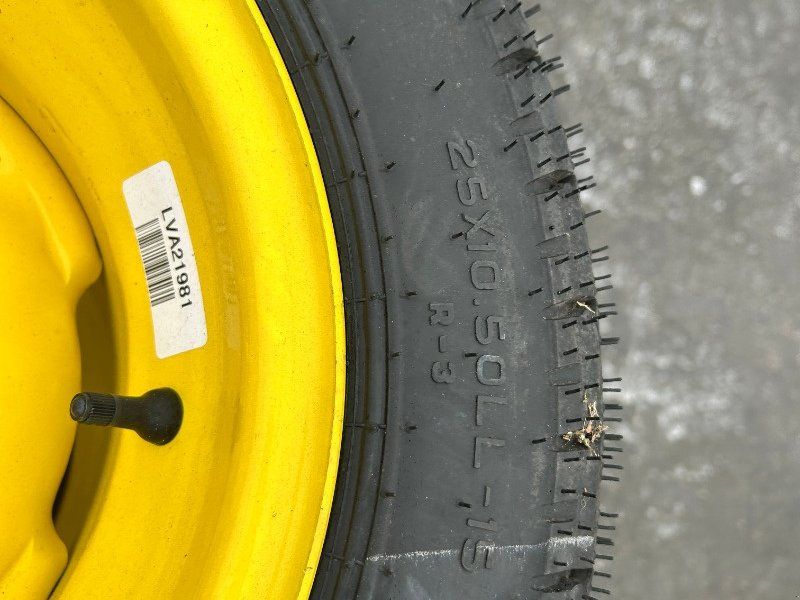John Deere 41X18LL-16.1/25X18.00-20 Golfbereifung 3046R