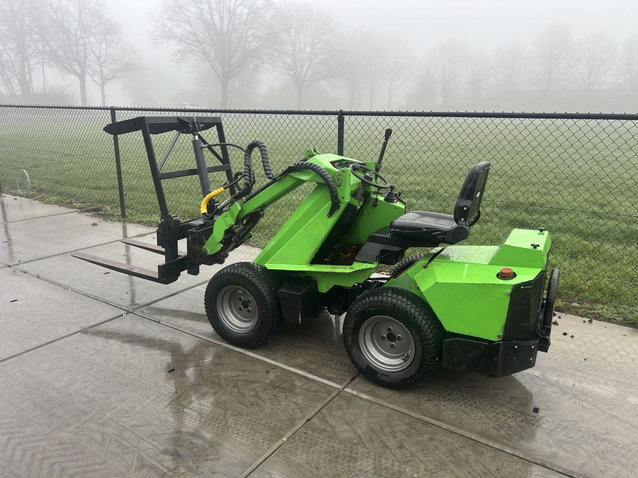 Avant multi shovel (MARGE)