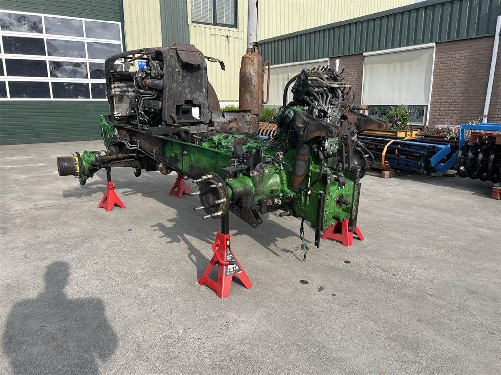 John Deere 6R Series 4 cyl.