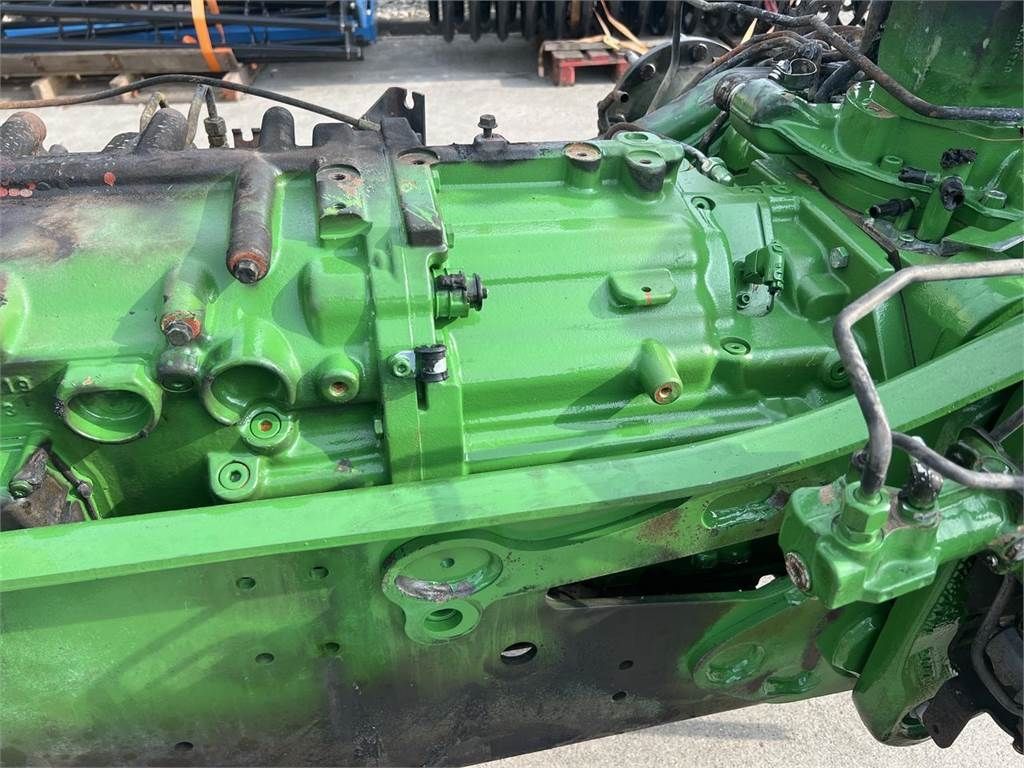 John Deere 6R Series 4 cyl.