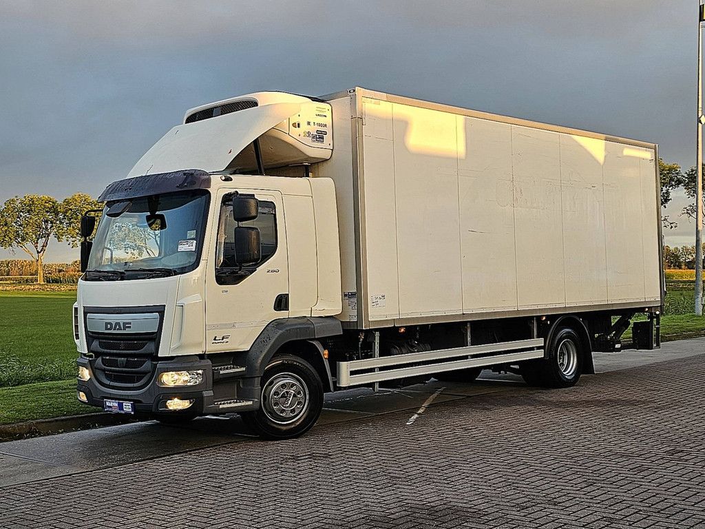 DAF LF 280 16t thermoking lift