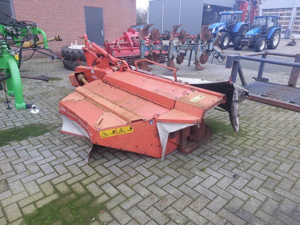 Kuhn FC 240P