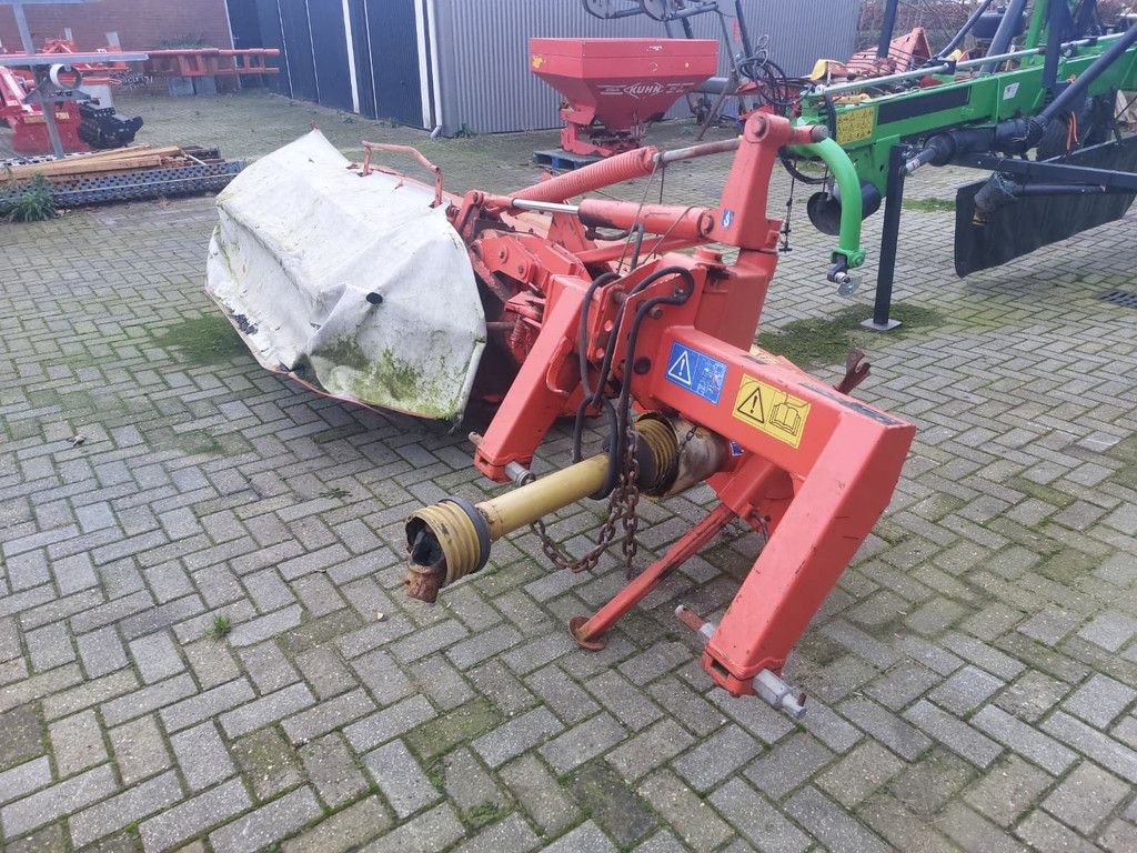 Kuhn FC 240P
