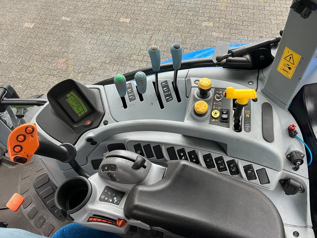 New Holland T7 185 RC