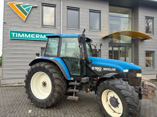 New Holland TM 8160