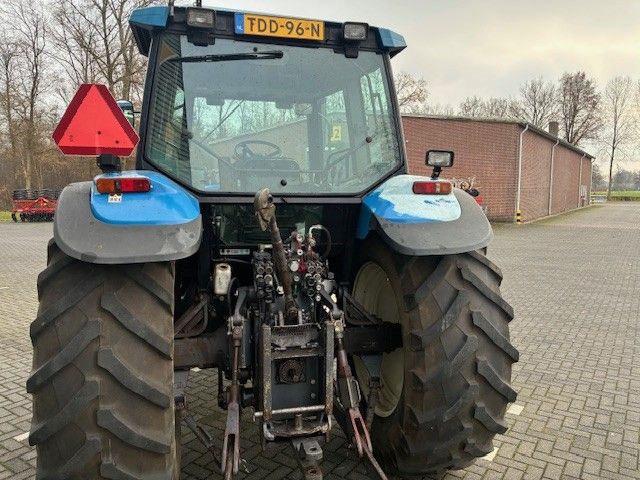 New Holland TM 8160