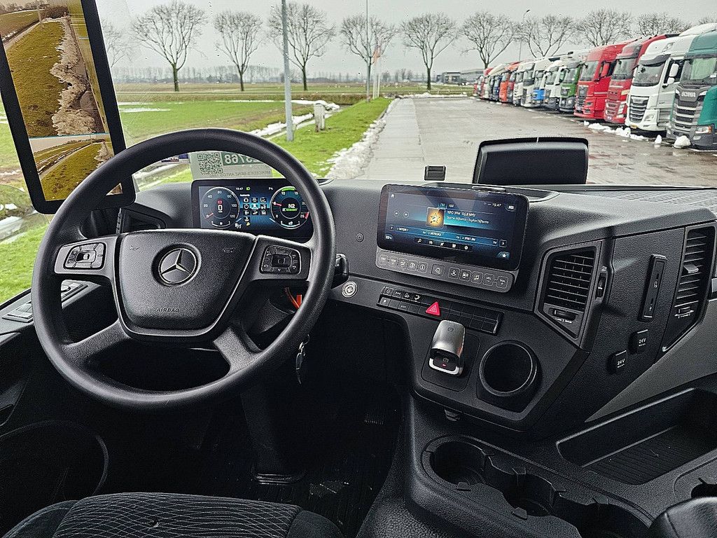 MERCEDES-BENZ ANTOS 1840