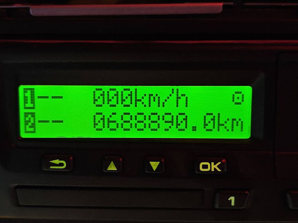 SCANIA R520 8x4*4 v8 retarder