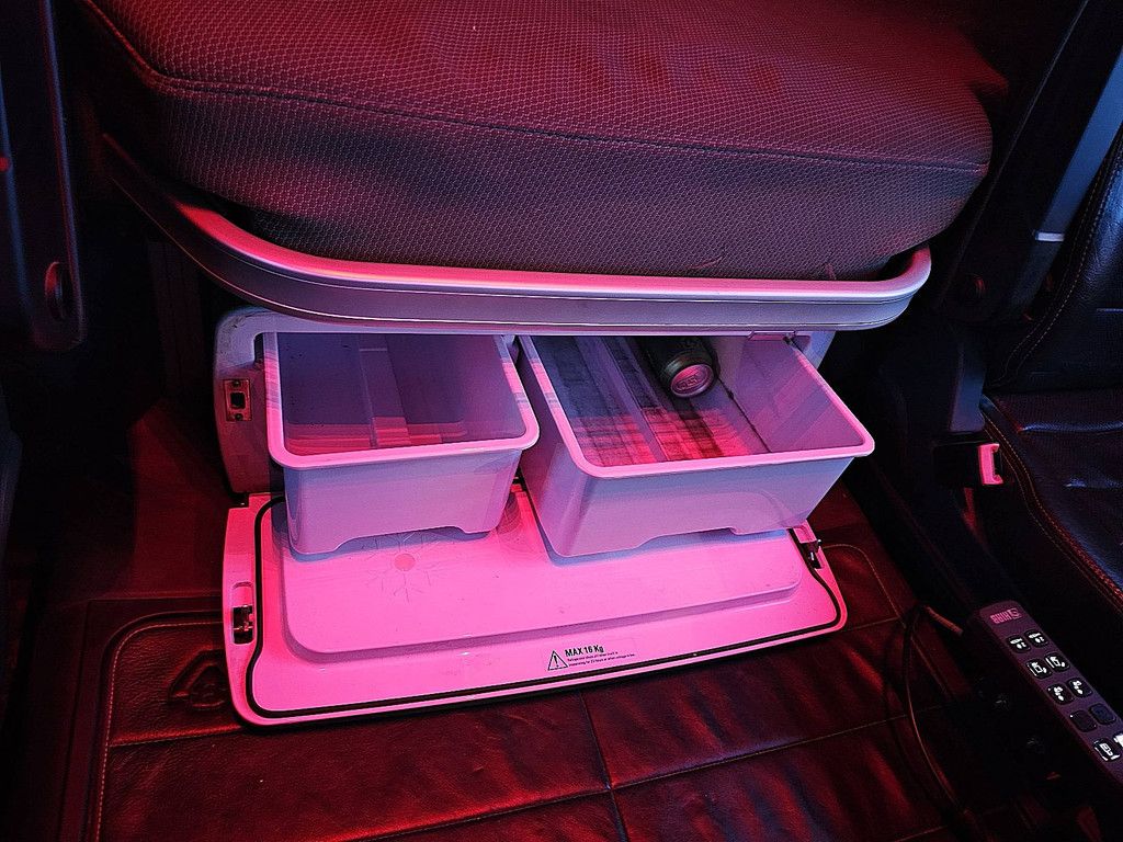 SCANIA R520 8x4*4 v8 retarder