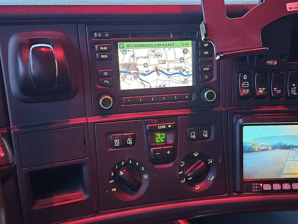 SCANIA R520 8x4*4 v8 retarder