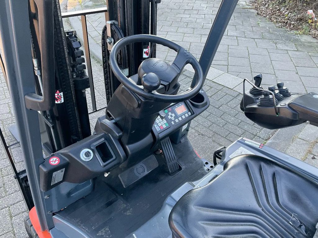 Toyota 8FBE16T 1600KG 4.30METER HEFTRUCK