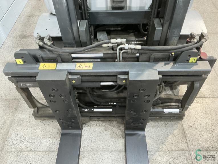 Forklifts LPG Still RX 70-30 T 2019 Fork positioner