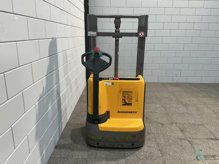 Stackers Electric Jungheinrich EJC 112 2017