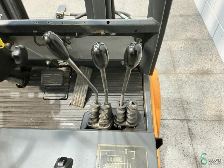 Forklifts Electric Still R20-16 Battery 2017