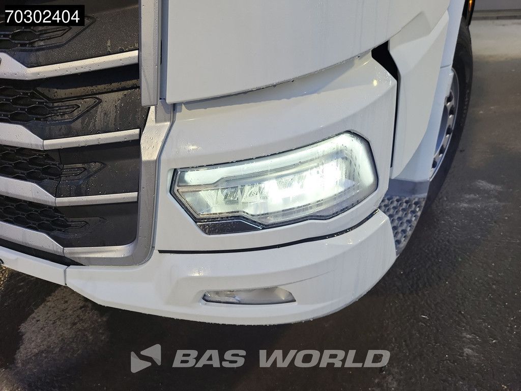 DAF XG 530 6X2 NEW! 2xTanks Lift+Lenkachse Standklima LED