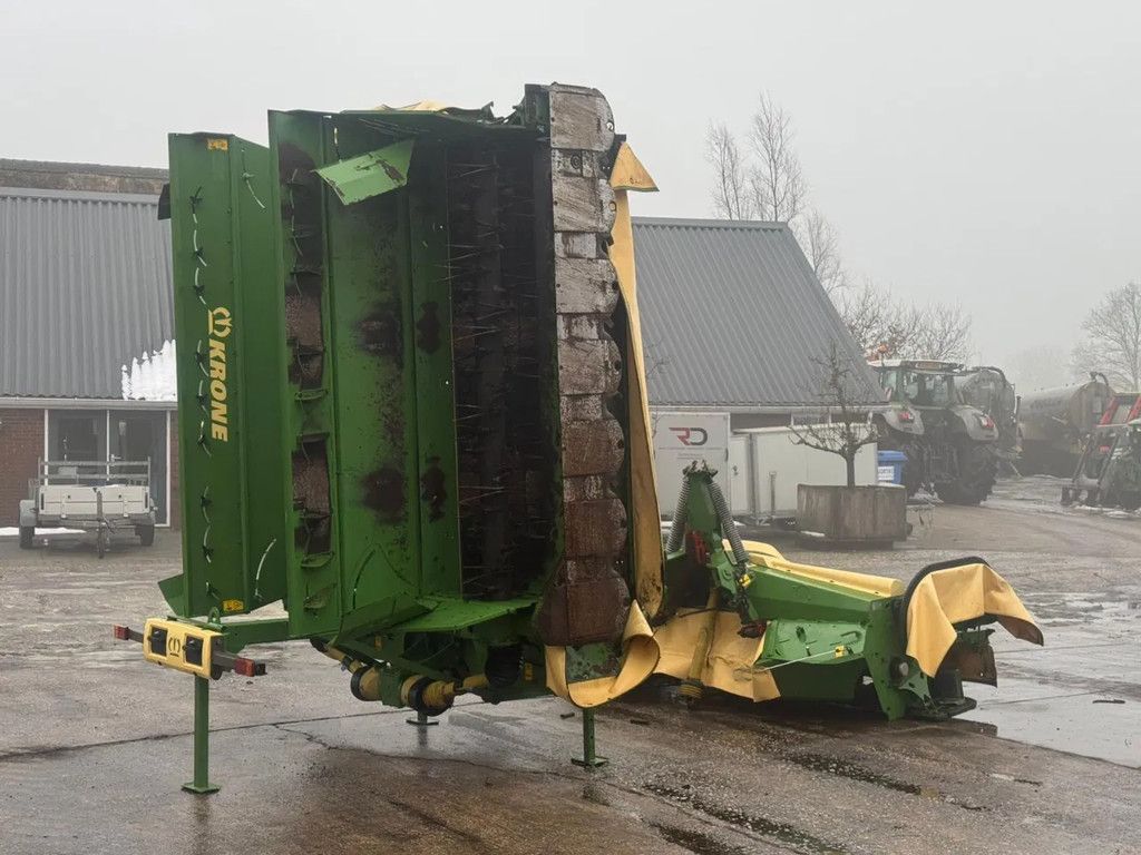 Krone Easycut B 870 CV & 320 CV schijvenmaaier triple maaier