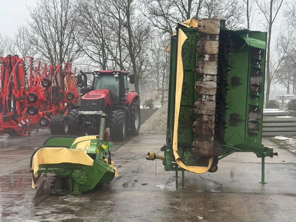 Krone Easycut B 870 CV & 320 CV schijvenmaaier triple maaier