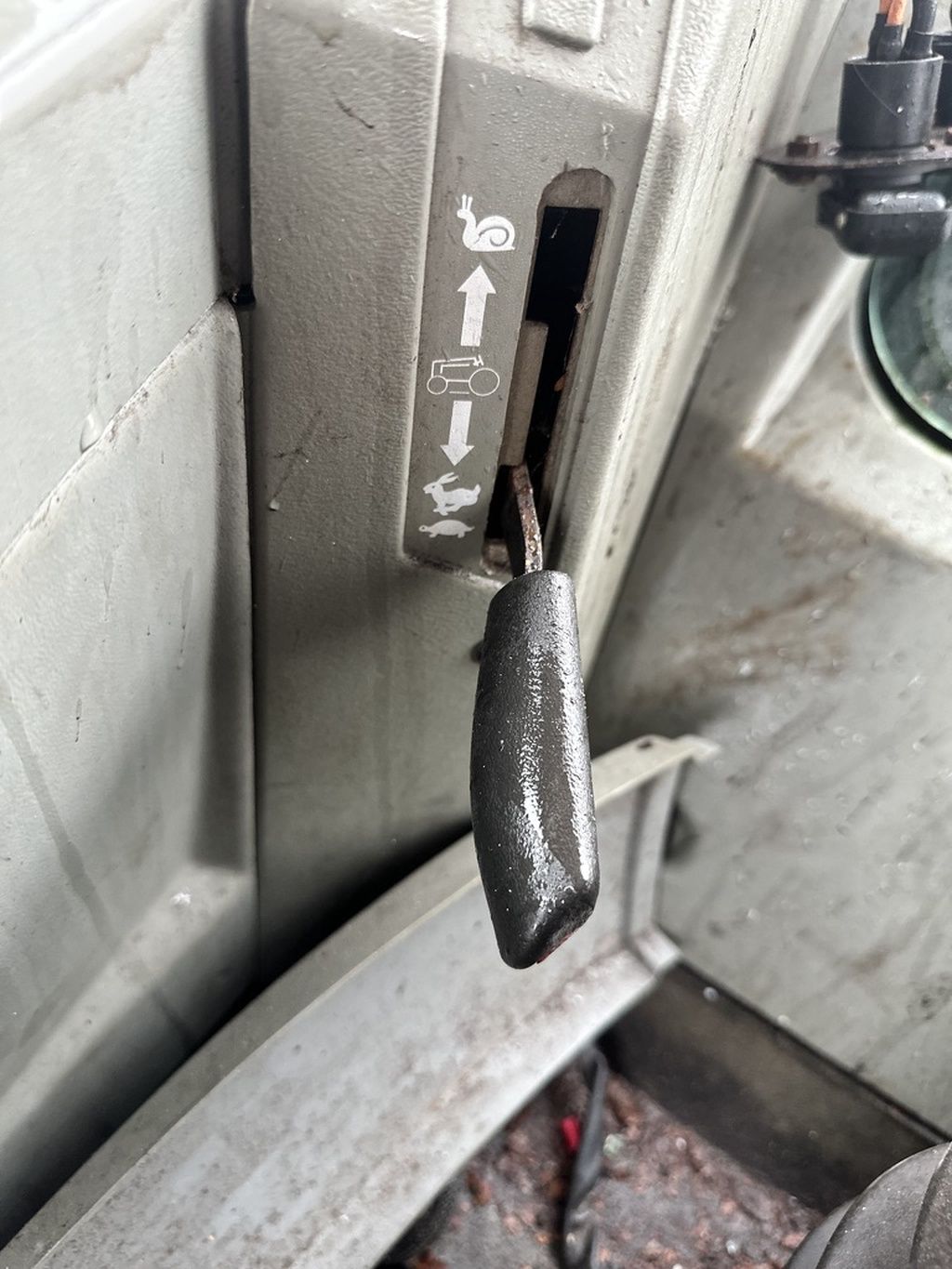 Massey-Ferguson 6130