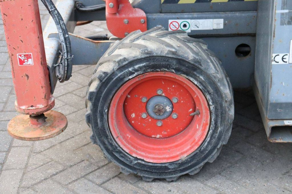 Scissor lift Skyjack SJ6826 RT Diesel 10m 2015