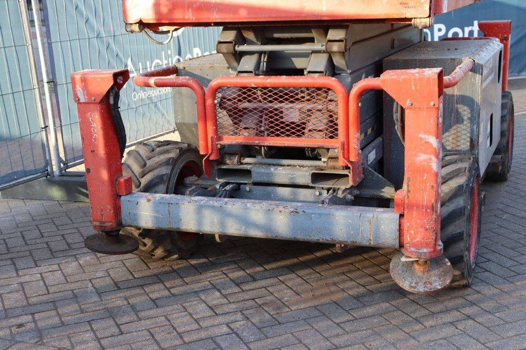 Scissor lift Skyjack SJ6832RT Diesel 12m 2015