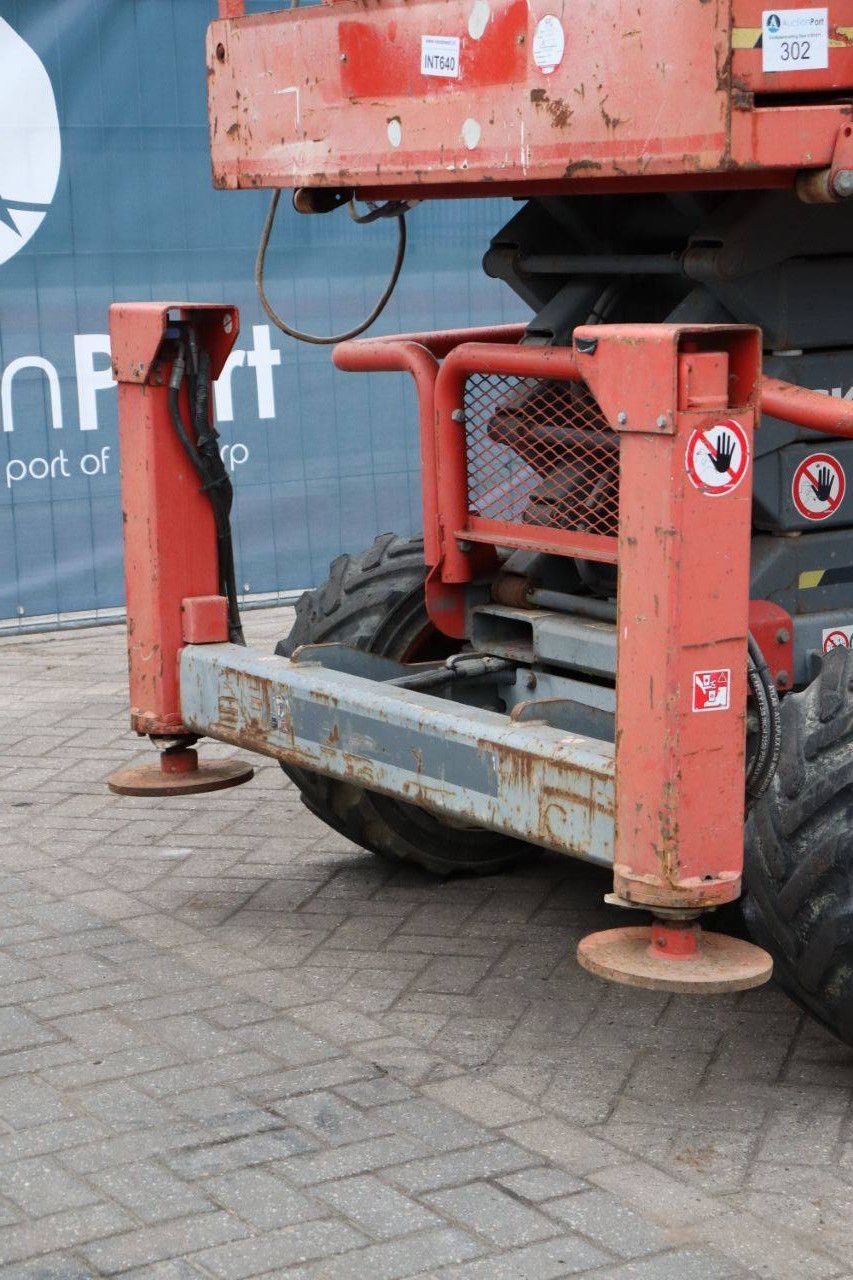 Scherenarbeitsbühne Skyjack SJ6832RT Diesel 12m 2015