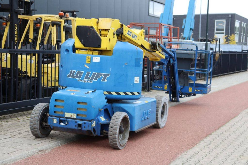 Knikarmhoogwerker JLG M400AJPN Elektrisch+Diesel 14.19m 2007