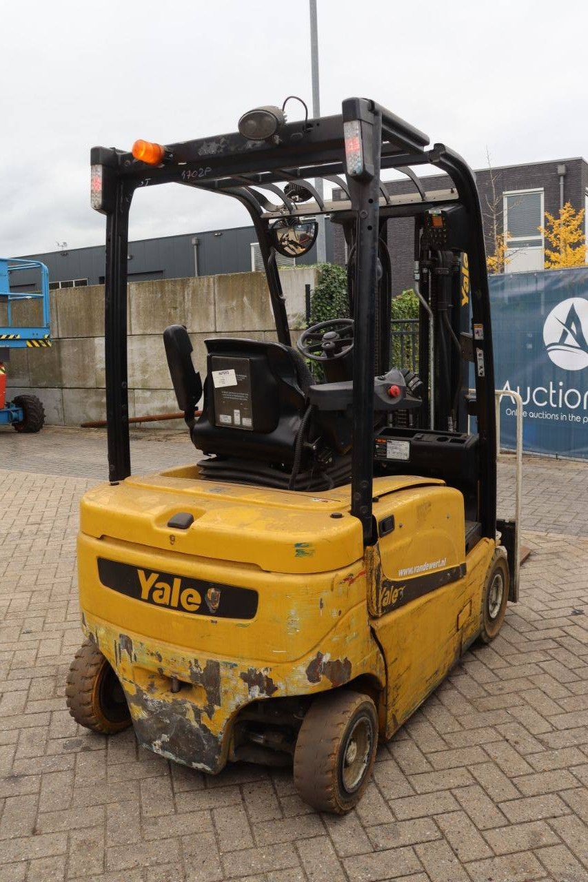 Forklift Yale ERP16VF Electric 1570kg 4.6m 2016