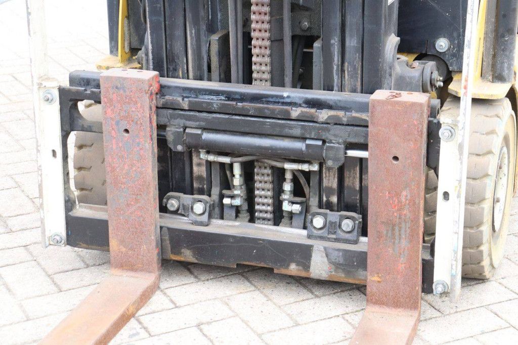 Forklift Yale ERP16VF Electric 1570kg 4.6m 2016