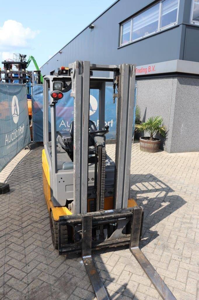 Gabelstapler Jungheinrich EFG215 Elektro 1500 kg 4,5 m 2016