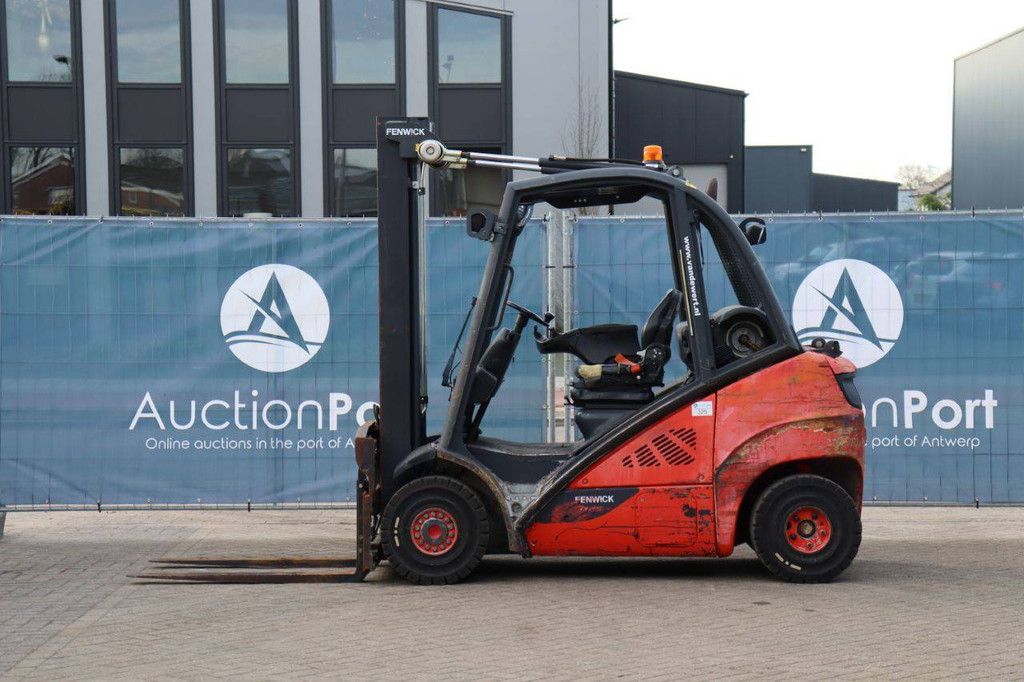 Forklift Fenwick-Linde H25T-02 LPG 2500kg 2013