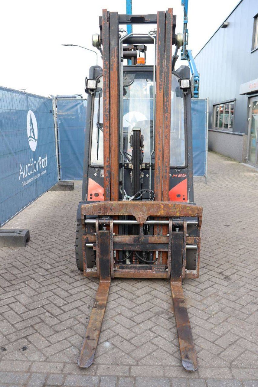 Forklift Fenwick-Linde H25T-02 LPG 2500kg 2013