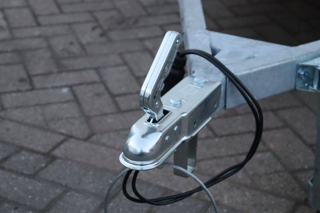 Geschlossener Kühlauflieger 300x150cm 2025 Neu