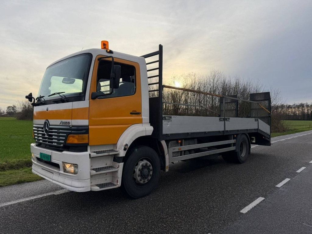 Machine transporter Marcedes-Benz Atego 1823L 4x2 Diesel 1999
