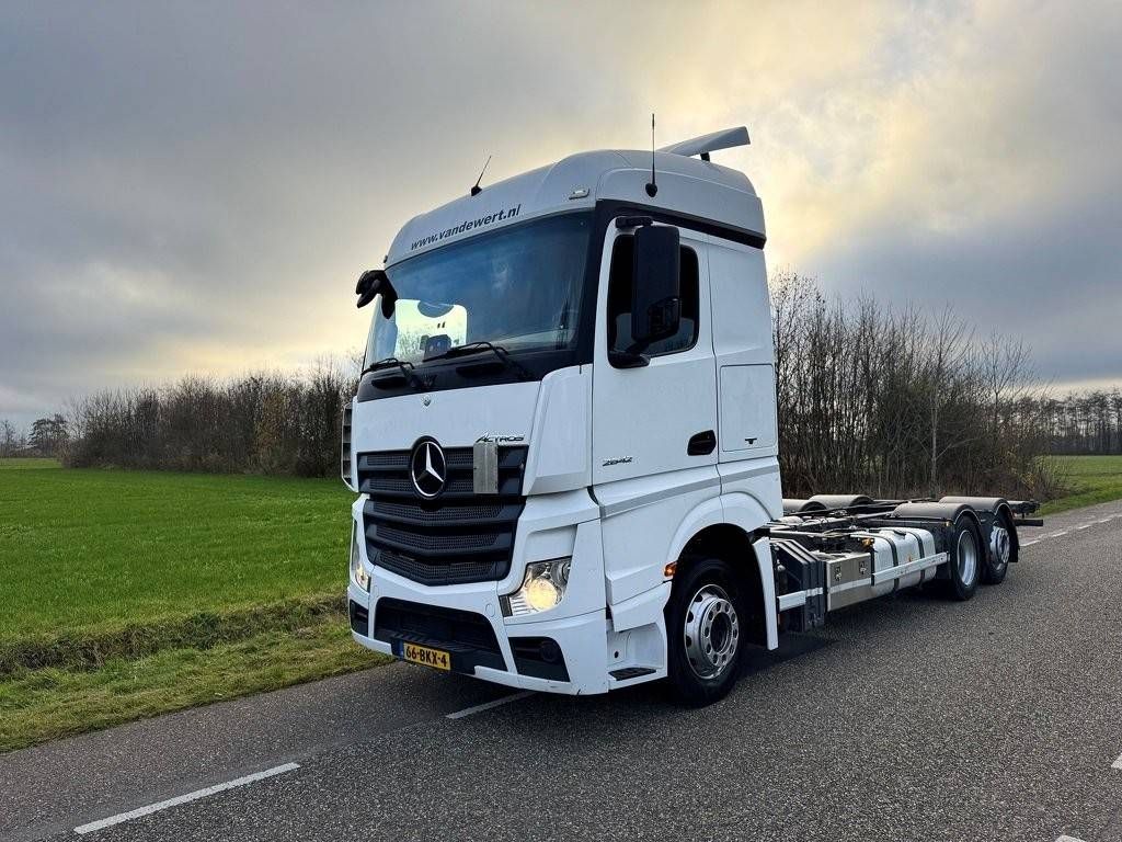 Chassis Cabin Mercedes-Benz Actros 2542LL 6x2 BDF Diesel 422pk 2018