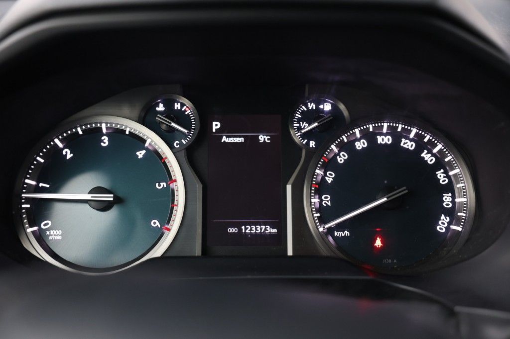 Toyota Landcruiser 150 2.8 D-4D 3DRS CHALLENGER A/T VAN