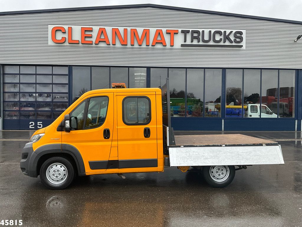 Fiat Ducato 35H 2.3 DC Dubbele cabine 7 zitplaatsen Just 132.857 km!