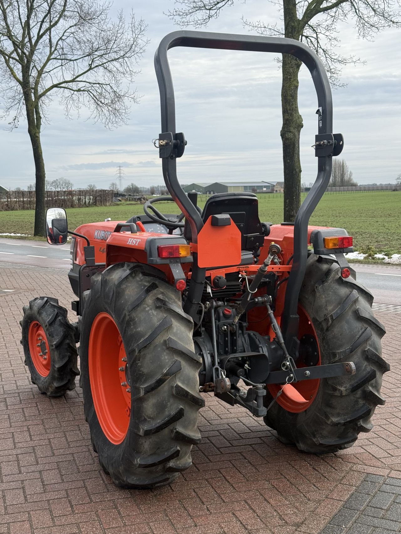 Kubota l4100 hydrostaat 150 uur )